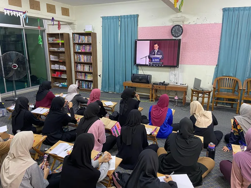 Sesi aktiviti program Raudhatus Sakinah